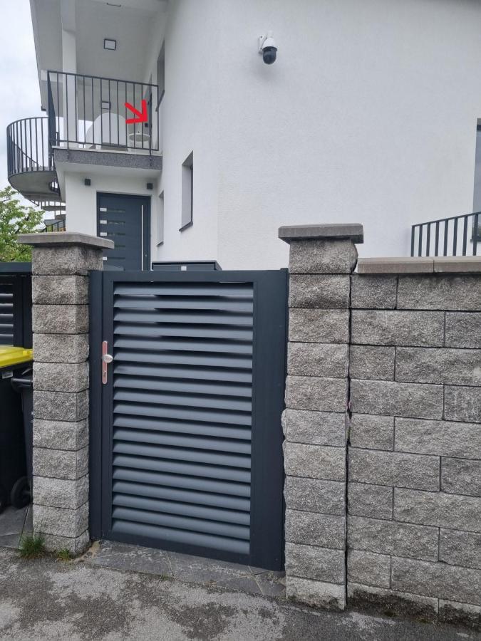 Ohana Apartment Ljubljana Exterior foto